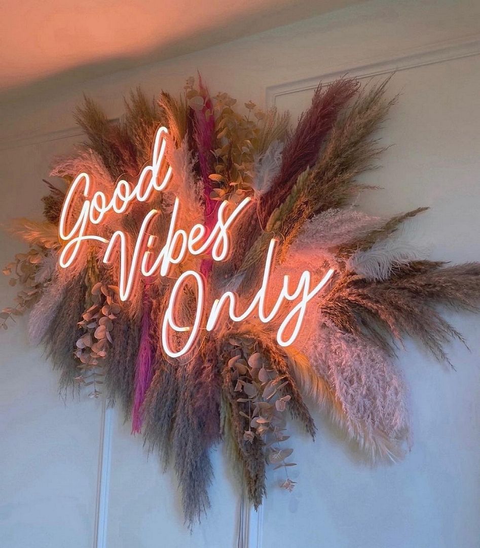 Good Vibes Only Neon Sign