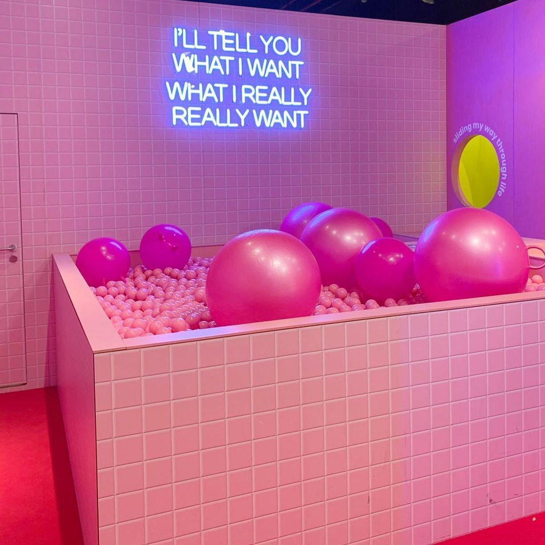 I'll Tell You What I Want What I Really Really Want Spice Girls Neon Signs, Neon Lights, LED Neon Signs for Room, Bars Light Up Signs, Cool Neon Light Signs, Neon Wall Lights