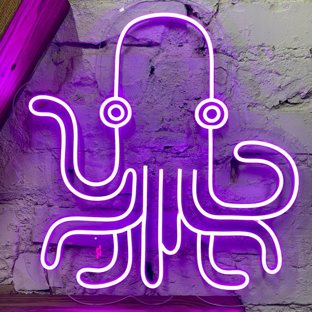 Octopus Neon Sign