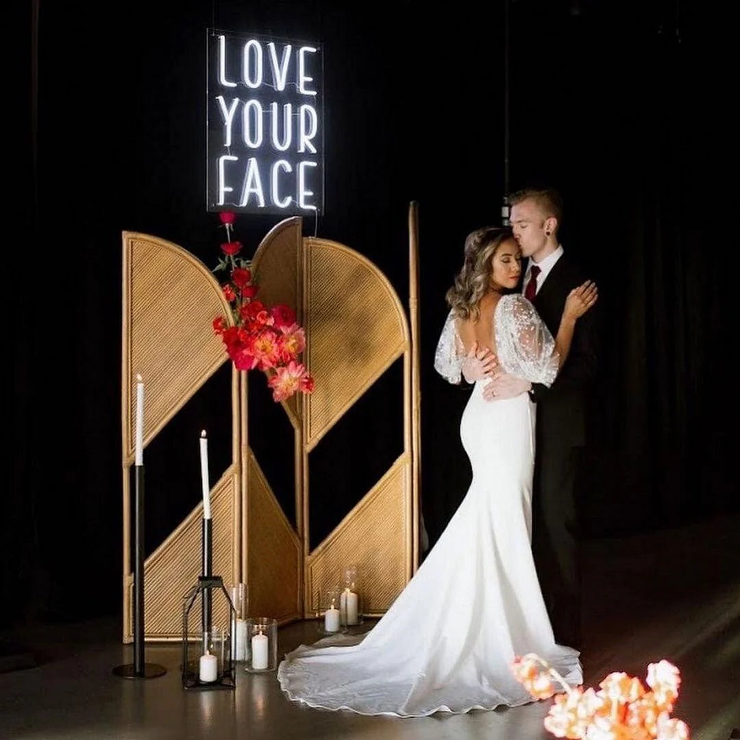 The Magic of Custom Neon Signs For Your Wedding Venue