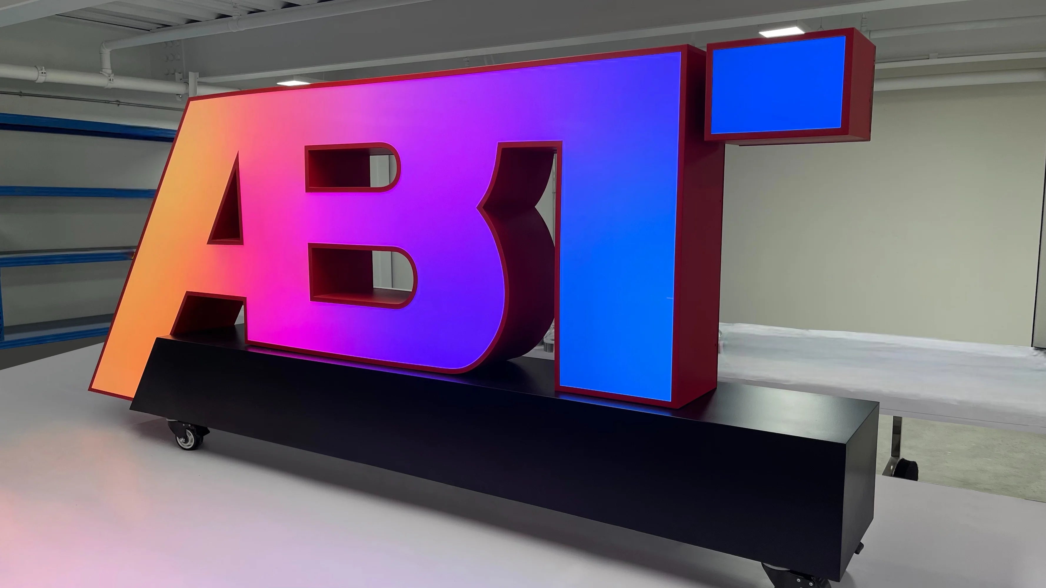 Custom front-lit letters made to support unique logo shapes, lettering styles, and branding concepts, suitable for multiple installation methods across storefront, wall-mounted, and commercial display applications.