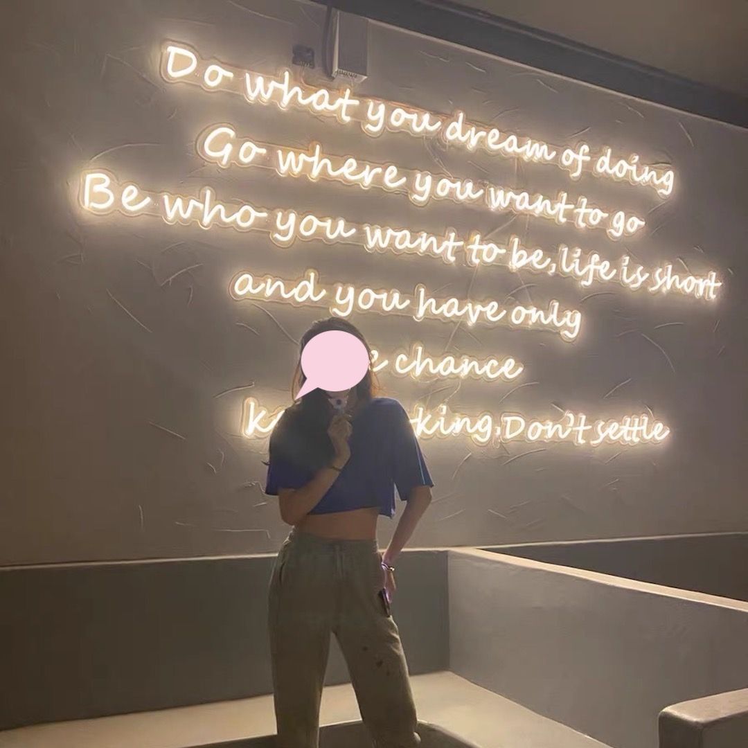 Do What You Dreom of Doing Instagram Wall Neon Sign