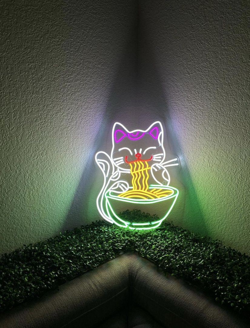 Fortune Cat Ramen Neon Sign