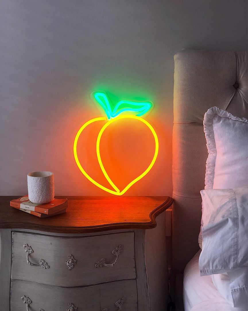 Honey Peach Neon Sign