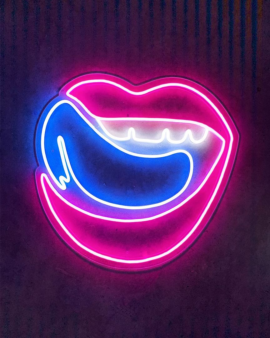 Licking Lips Neon Sign
