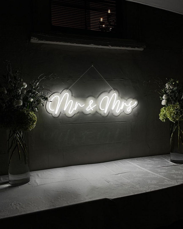 Mr and Mrs Wedding LED Neon Sign light up sign
