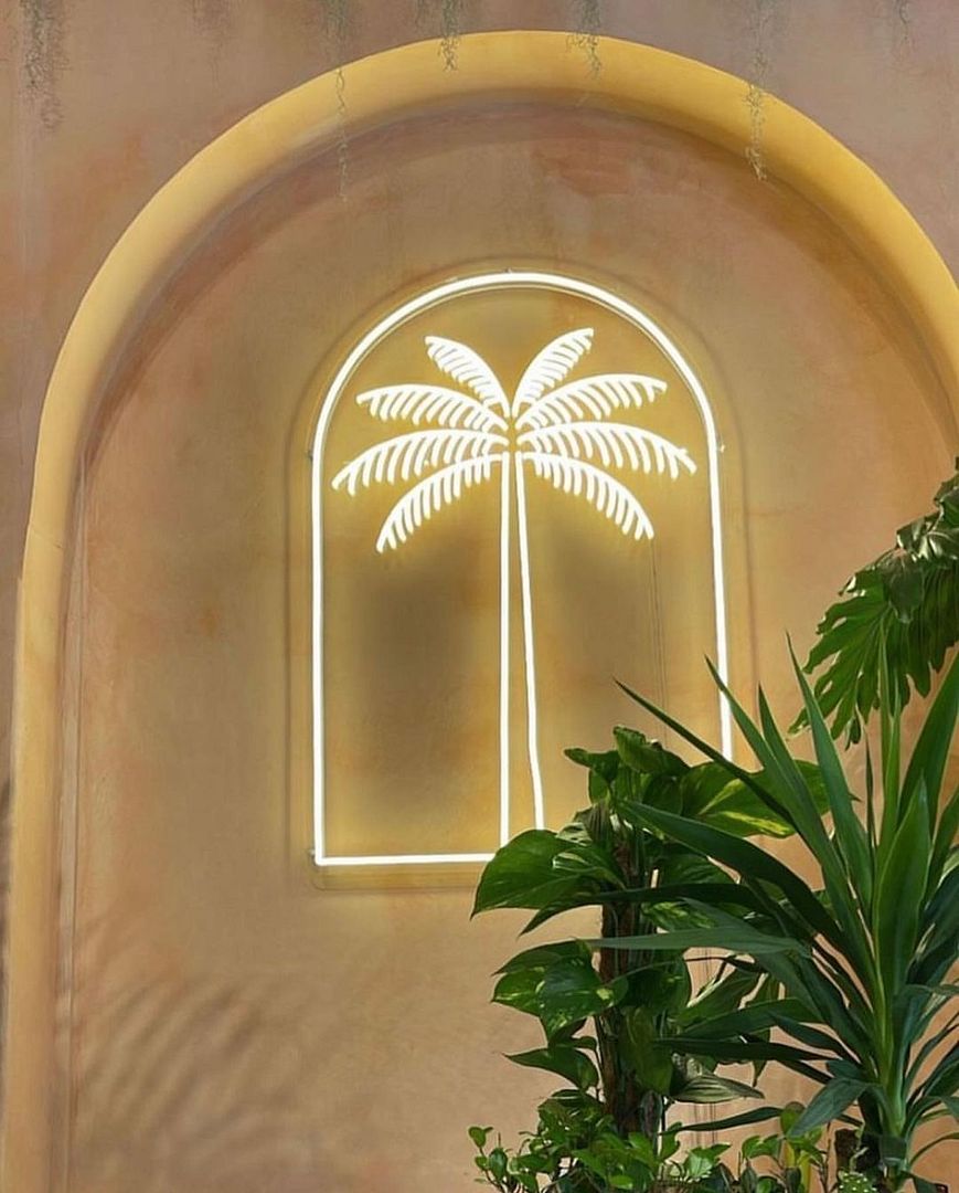 Palm Tree Neon Sign