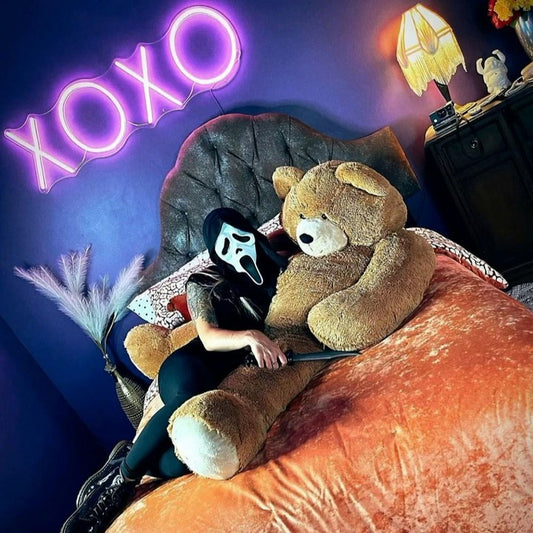 XOXO Neon Sign
